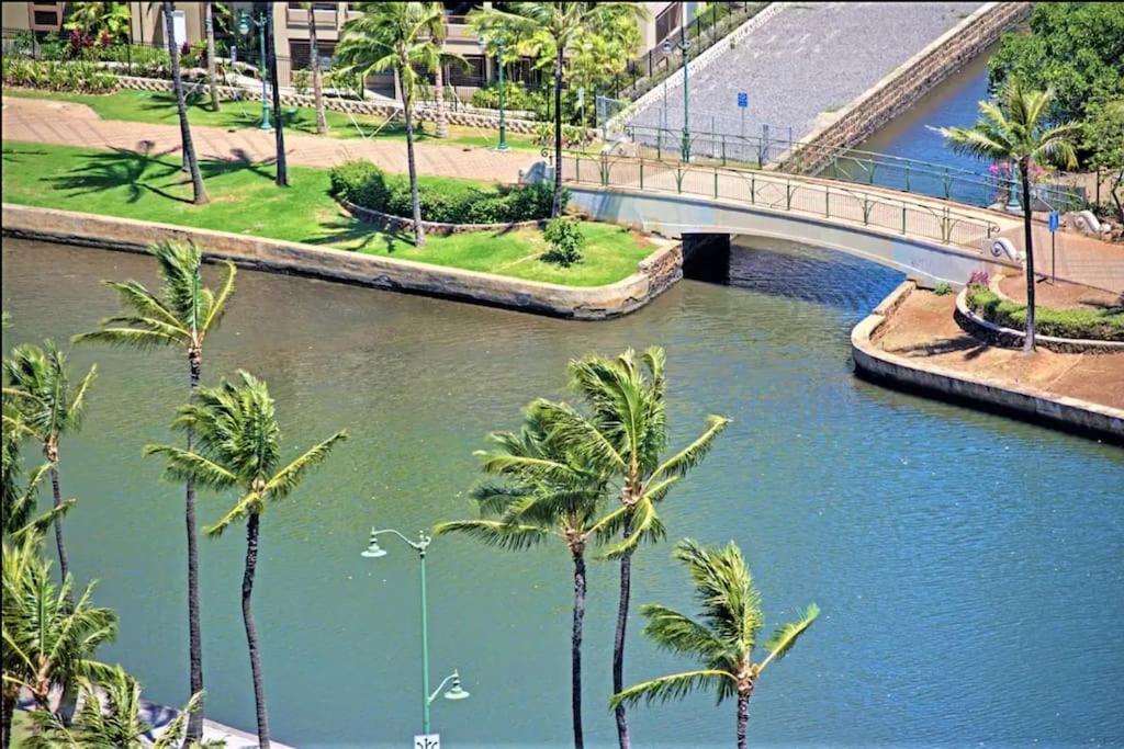 King Bed, Spacious, Legal, View Honolulu Esterno foto